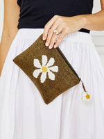 Daisy Pouch - chocolate