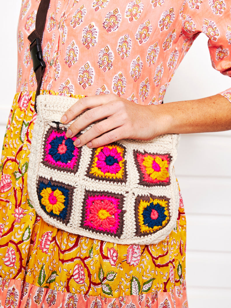 Crochet Travel Bags - peach